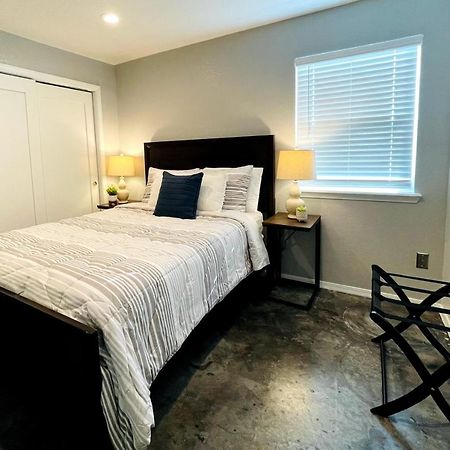 Evie'S Campus-Close 2 Bedroom Luxury 奧克拉荷馬 外观 照片