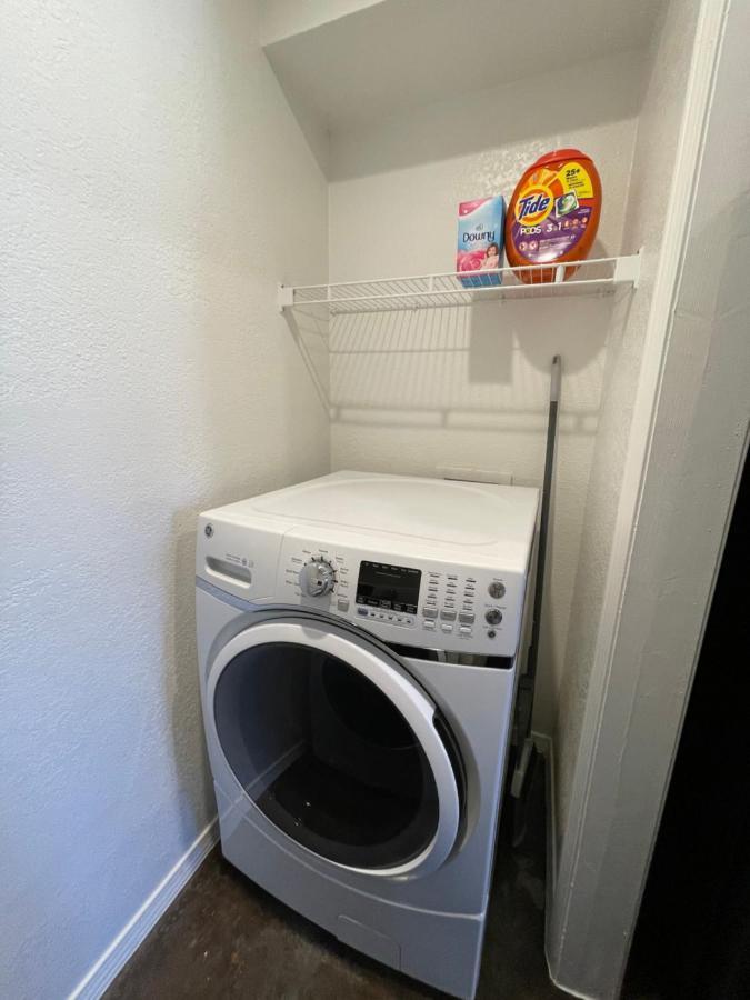 Evie'S Campus-Close 2 Bedroom Luxury 奧克拉荷馬 外观 照片